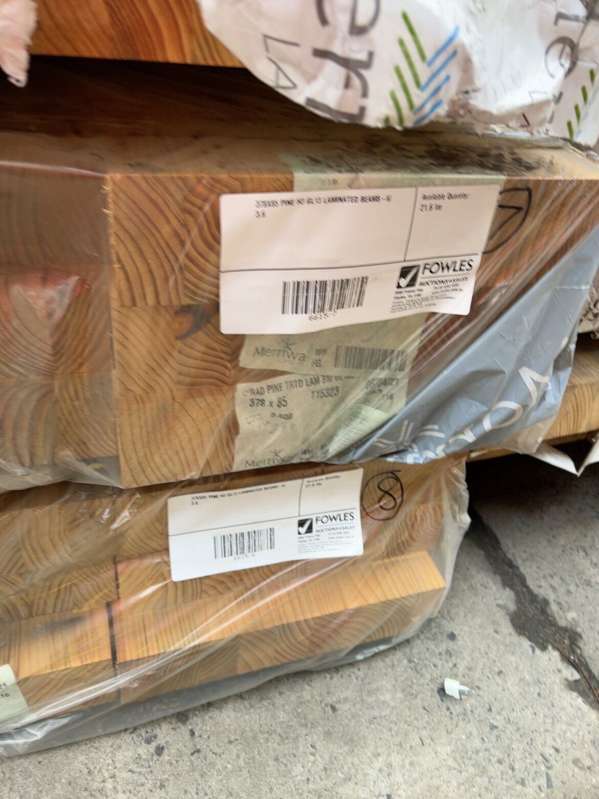 378X85 PINE H3 GL13 LAMINATED BEAMS-6/3.6 378X85 PINE H3 GL13 LAMINATED BEAMS-6/3.6