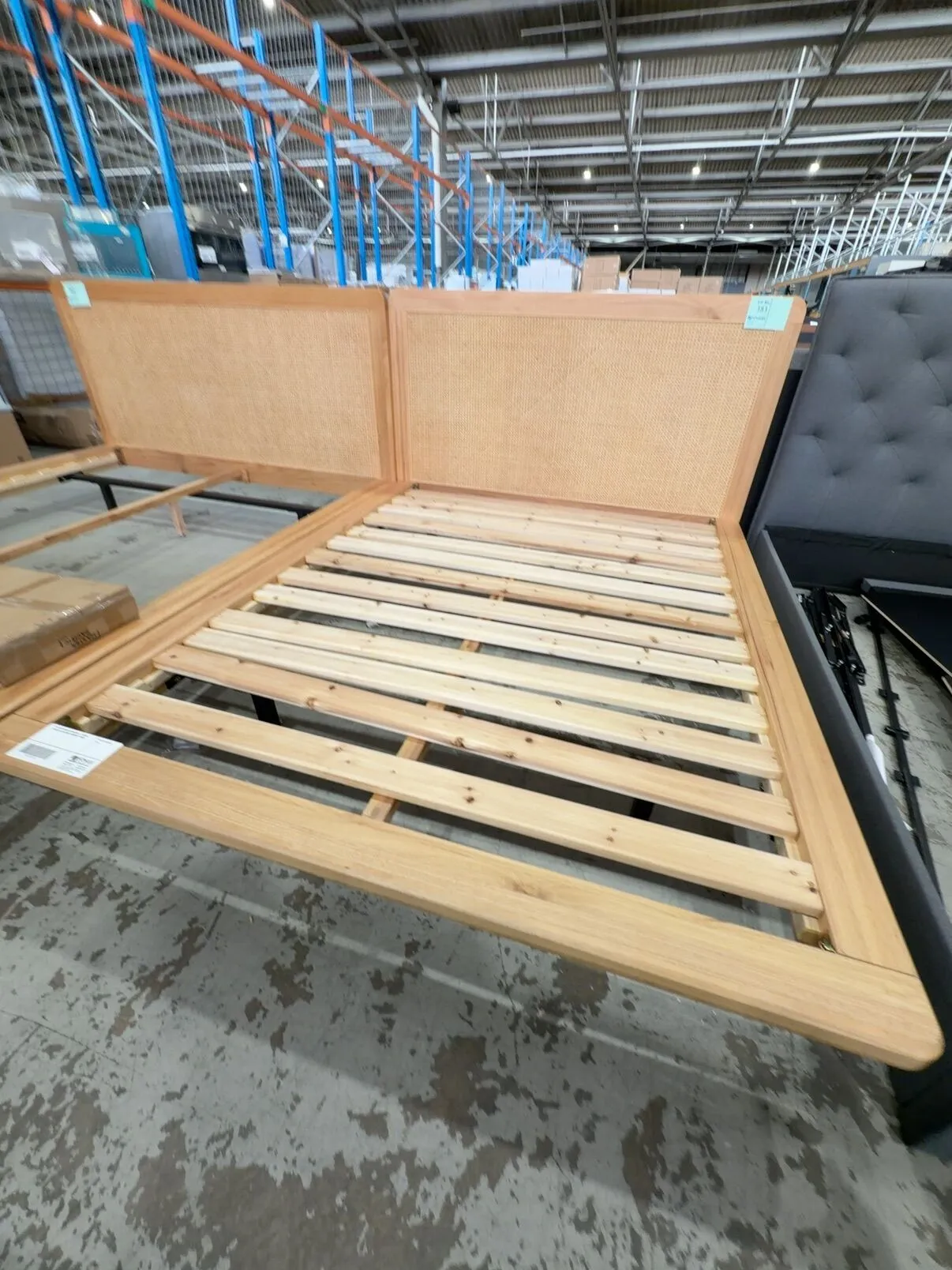 NEW DISCONTINUED FURNITURE - LONDON QUEEN SIZE BEDFRAME, MESSMATE TIMBER NEW DISCONTINUED FURNITURE - LONDON QUEEN SIZE BEDFRAME, MESSMATE TIMBER