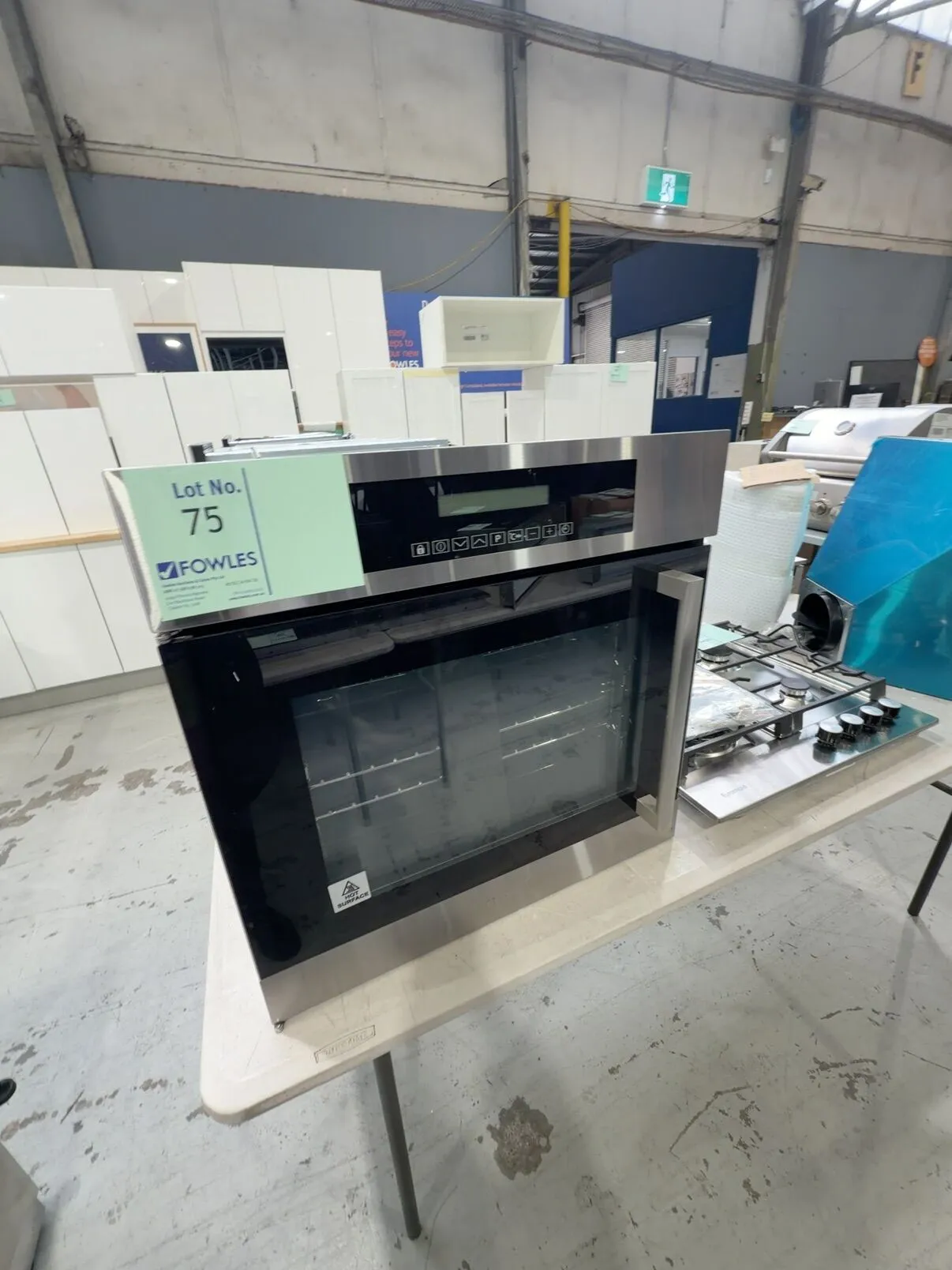 EX DISPLAY TECHNIKA TO106MDSTL5 600MM ELECTRIC OVEN, SIDE OPENING DOOR, 10 FUNCTIONS, 3 MONTH WARRANTY EX DISPLAY TECHNIKA TO106MDSTL5 600MM ELECTRIC OVEN, SIDE OPENING DOOR, 10 FUNCTIONS, 3 MONTH WARRANTY