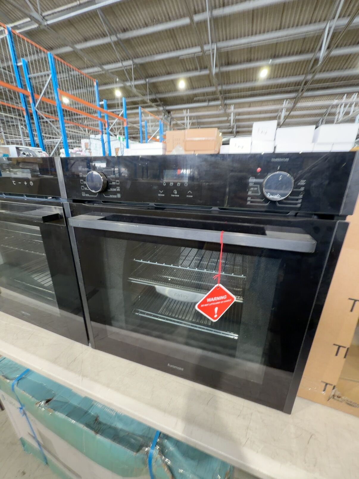 EX DISPLAY EUROMAID EO610ATB 600MM ELECTRIC OVEN, 10 FUNCTIONS WITH AIR FRY, 3 MONTH WARRANTY EX DISPLAY EUROMAID EO610ATB 600MM ELECTRIC OVEN, 10 FUNCTIONS WITH AIR FRY, 3 MONTH WARRANTY