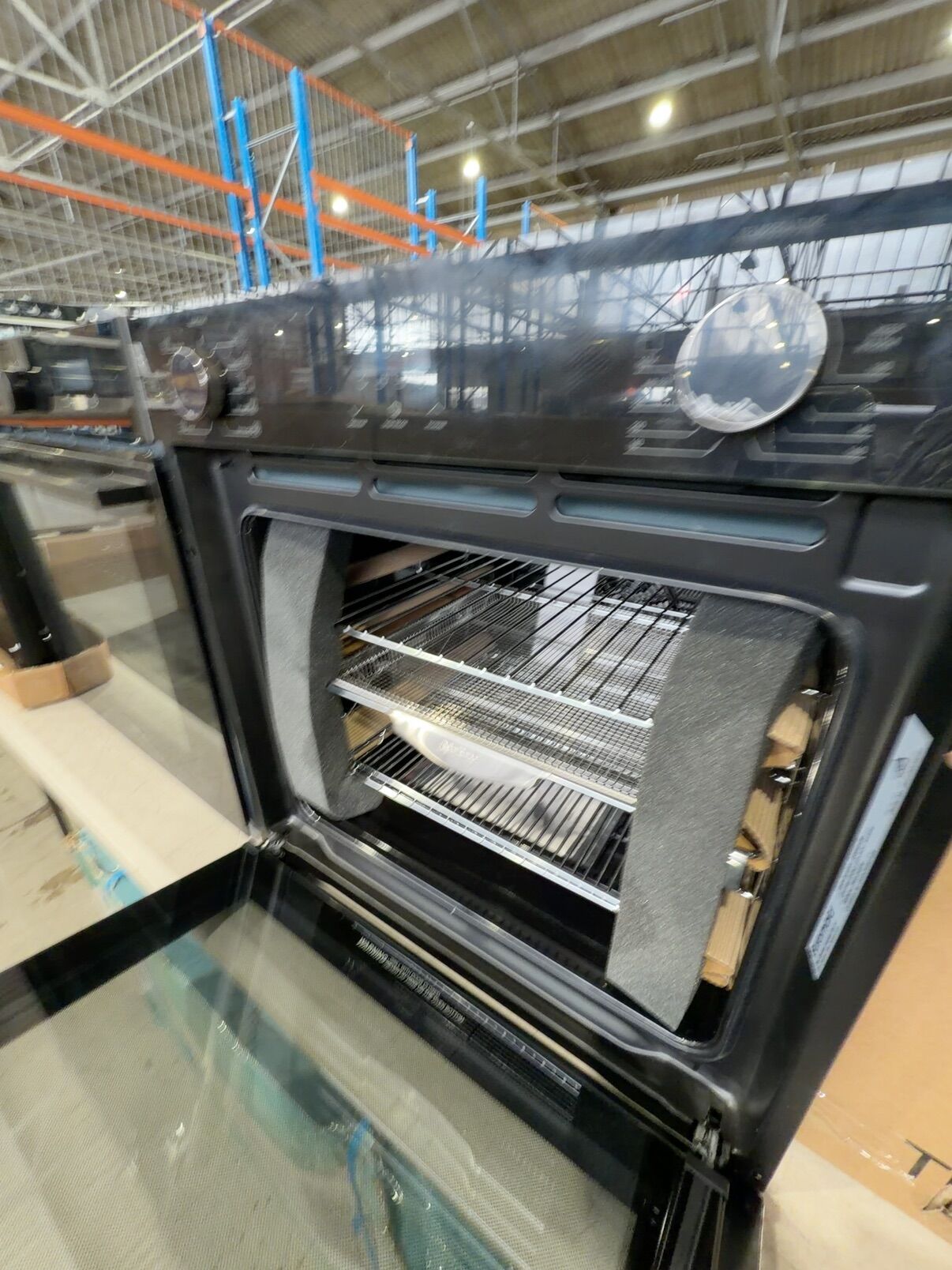 EX DISPLAY EUROMAID EO610ATB 600MM ELECTRIC OVEN, 10 FUNCTIONS WITH AIR FRY, 3 MONTH WARRANTY EX DISPLAY EUROMAID EO610ATB 600MM ELECTRIC OVEN, 10 FUNCTIONS WITH AIR FRY, 3 MONTH WARRANTY