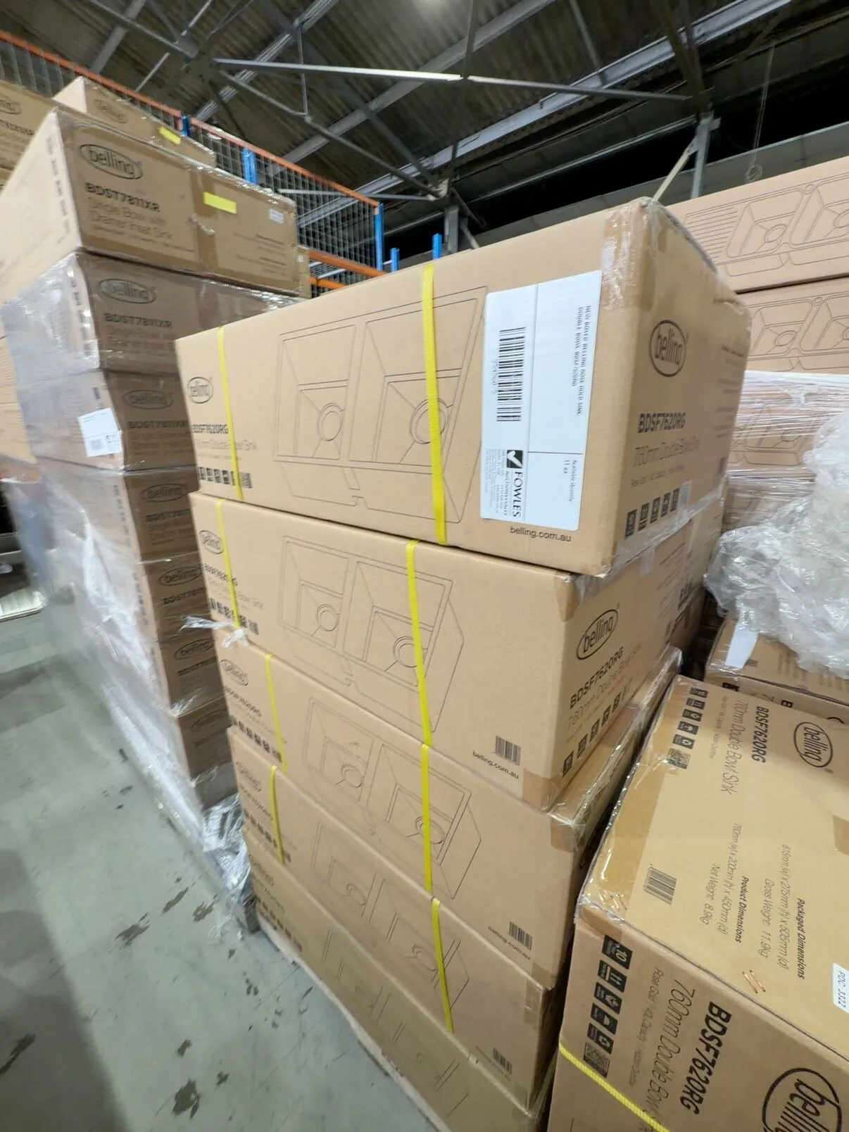 NEW BOXED BELLING ROSE GOLD SINK, DOUBLE BOWL BDSF7620RG NEW BOXED BELLING ROSE GOLD SINK, DOUBLE BOWL BDSF7620RG