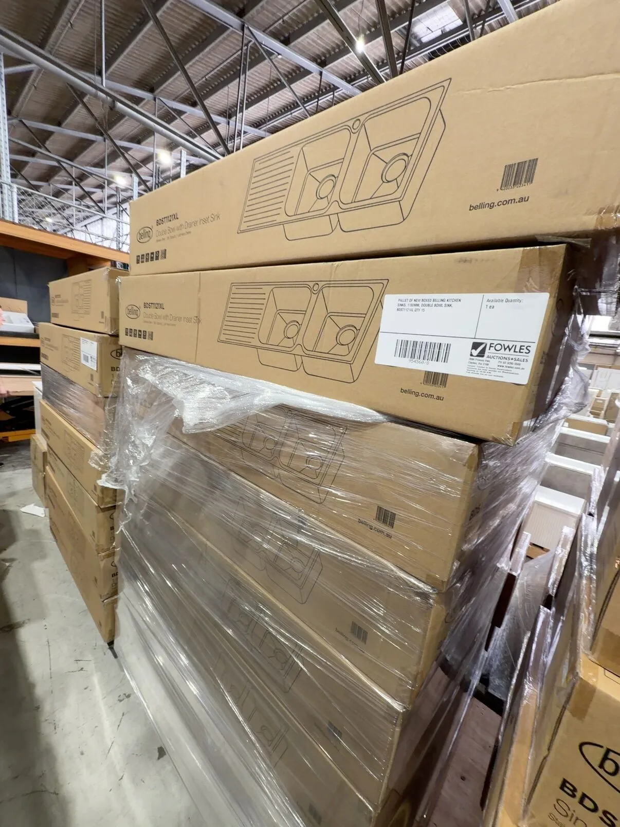 PALLET OF NEW BOXED BELLING KITCHEN SINKS, 1180MM, DOUBLE BOWL SINK, BDST1121XL QTY 15 PALLET OF NEW BOXED BELLING KITCHEN SINKS, 1180MM, DOUBLE BOWL SINK, BDST1121XL QTY 15