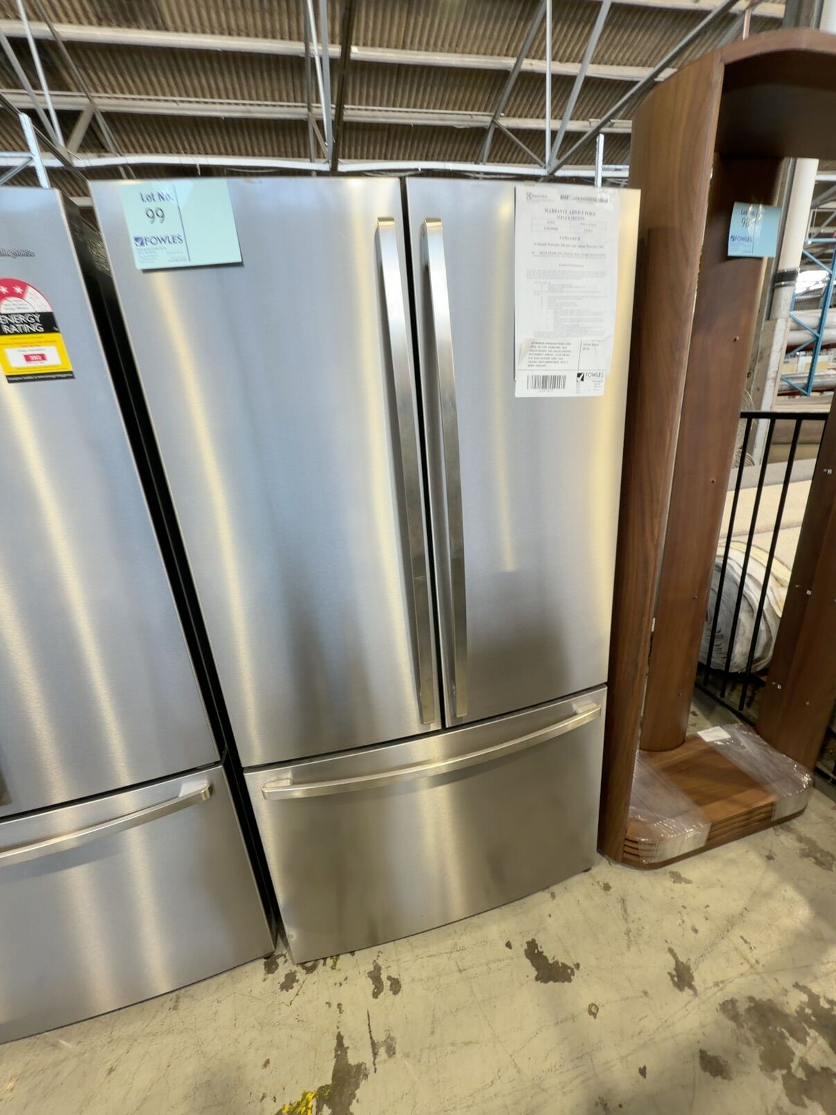 WESTINGHOUSE WHE6000SB FRENCH DOOR FRIDGE, 565 LITRE, 896MM WIDE, WITH FREEZER DRAWER, DUAL SEALED CRISPERS WITH HUMIDITY CONTROL, 4 STAR ENERGY, FLEX SPACE INTERIOR, FAMILY SAFE LOCKABLE DOOR COMPARTMENT, WITH 12 MONTH WARRANTY WESTINGHOUSE WHE6000SB FRENCH DOOR FRIDGE, 565 LITRE, 896MM WIDE, WITH FREEZER DRAWER, DUAL SEALED CRISPERS WITH HUMIDITY CONTROL, 4 STAR ENERGY, FLEX SPACE INTERIOR, FAMILY SAFE LOCKABLE DOOR COMPARTMENT, WITH 12 MONTH WARRANTY