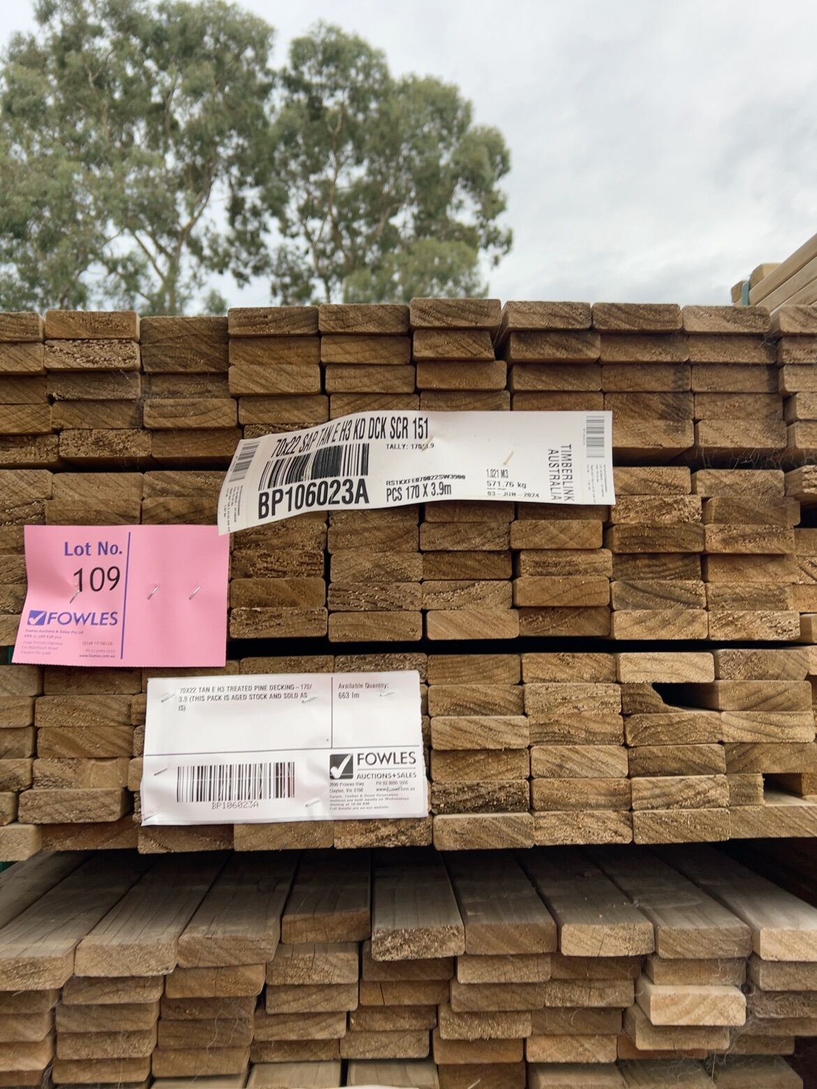 70X22 TAN E H3 TREATED PINE DECKING-170/3.9 (THIS PACK IS AGED STOCK AND SOLD AS IS) 70X22 TAN E H3 TREATED PINE DECKING-170/3.9 (THIS PACK IS AGED STOCK AND SOLD AS IS)
