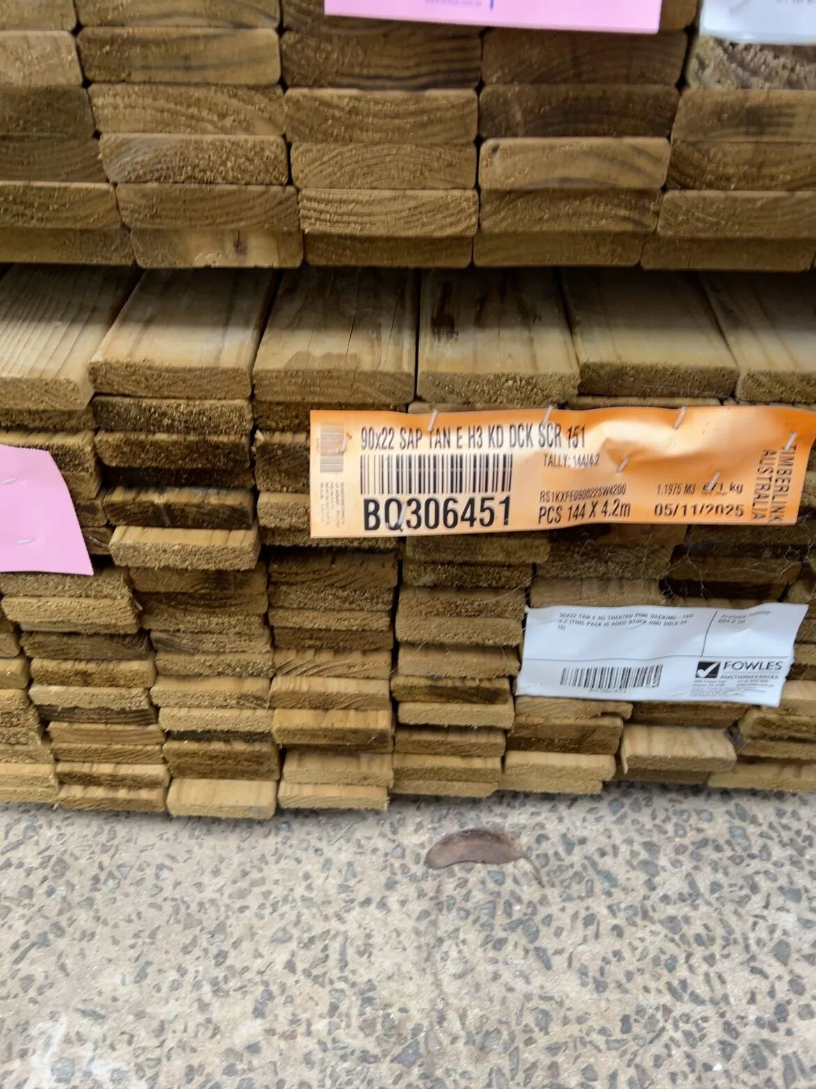 90X22 TAN E H3 TREATED PINE DECKING-144/4.2 (THIS PACK IS AGED STOCK AND SOLD AS IS) 90X22 TAN E H3 TREATED PINE DECKING-144/4.2 (THIS PACK IS AGED STOCK AND SOLD AS IS)