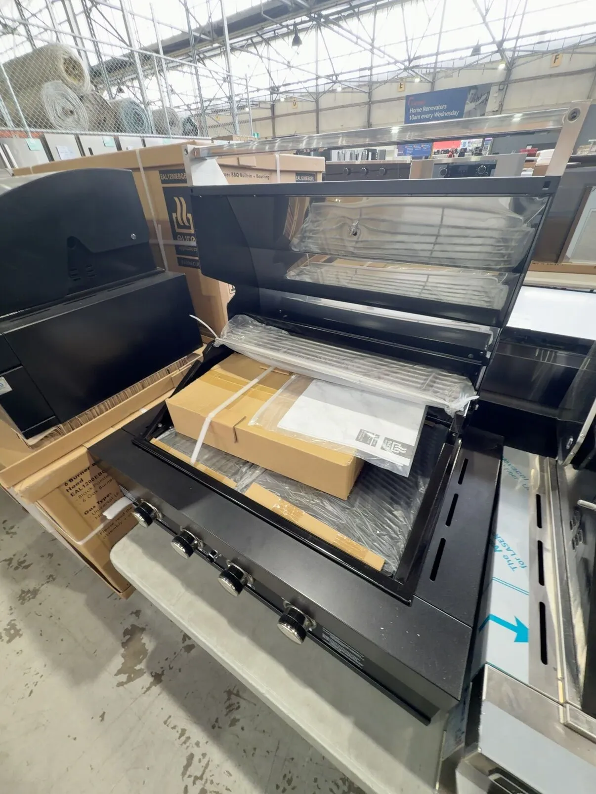 EX DISPLAY EURO 900MM BLACK BUILT IN BBQ, 4 BURNER WITH HOOD, LPG, CAST IRON GRILL & GRIDDLE, EAL900EBBQBL, WITH 3 MONTH WARRANTY EX DISPLAY EURO 900MM BLACK BUILT IN BBQ, 4 BURNER WITH HOOD, LPG, CAST IRON GRILL & GRIDDLE, EAL900EBBQBL, WITH 3 MONTH WARRANTY