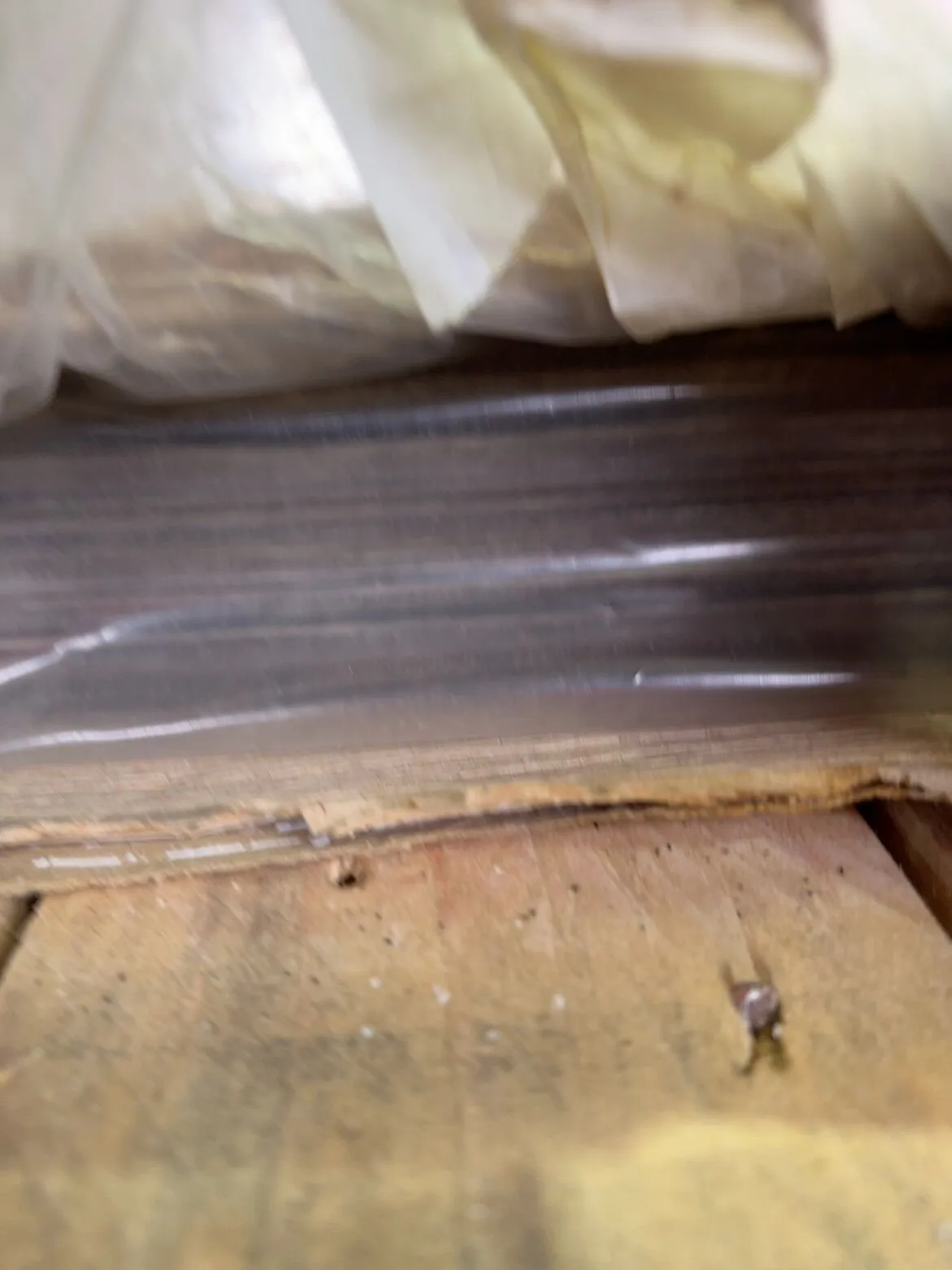 PALLET OF CAST IRON COLOUR LAMINATE SHEETS PALLET OF CAST IRON COLOUR LAMINATE SHEETS