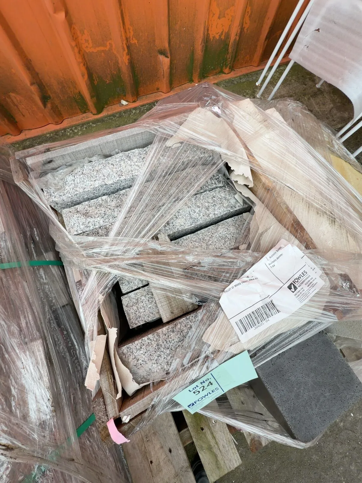 PALLET OF MIXED PAVERS, SOLD AS IS PALLET OF MIXED PAVERS, SOLD AS IS