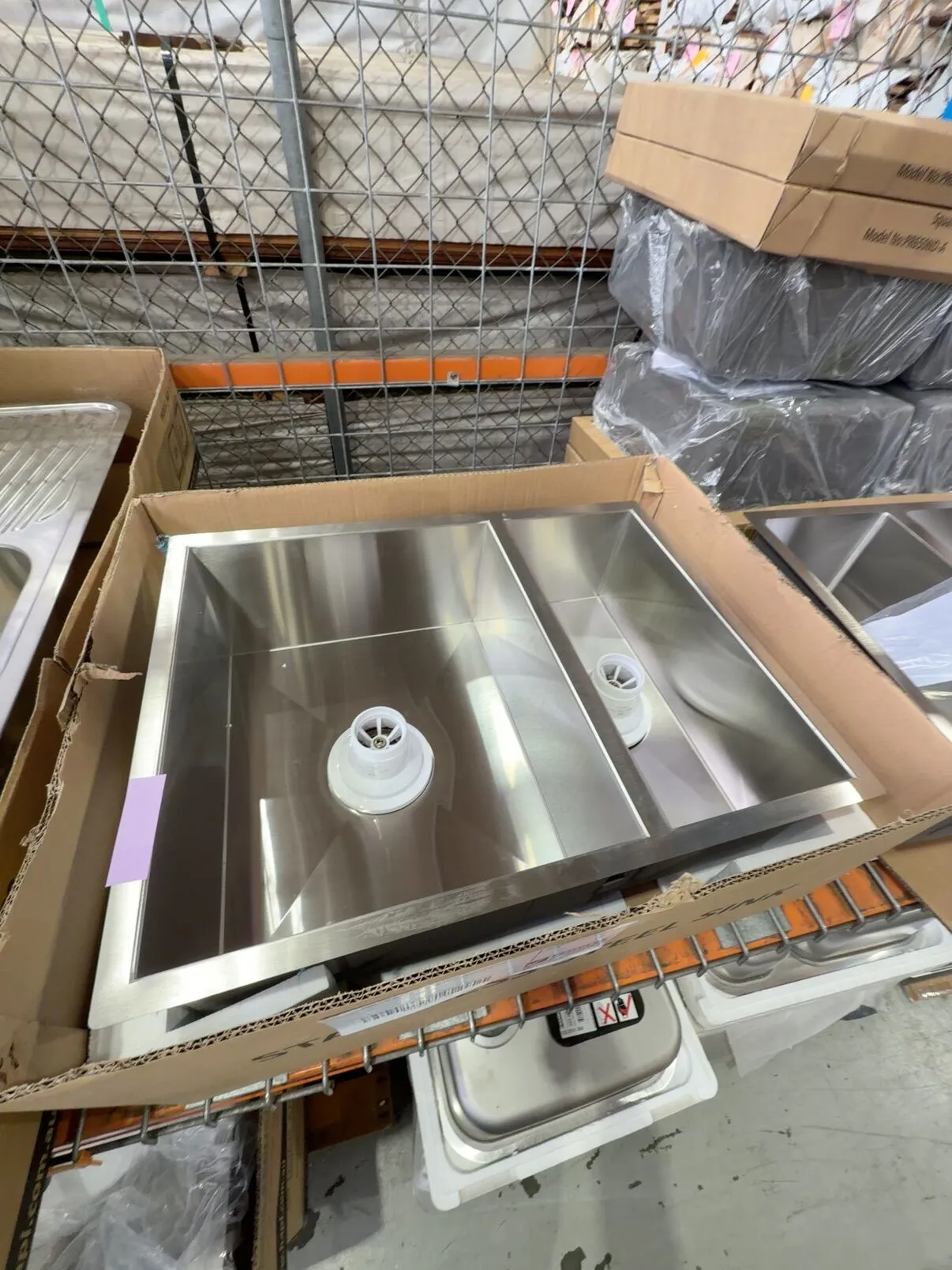 NEW EDEN SQUARE 1.5 BOWL UNDERMOUNT SINK, 12 MONTH WARRANTY PS5844LD NEW EDEN SQUARE 1.5 BOWL UNDERMOUNT SINK, 12 MONTH WARRANTY PS5844LD
