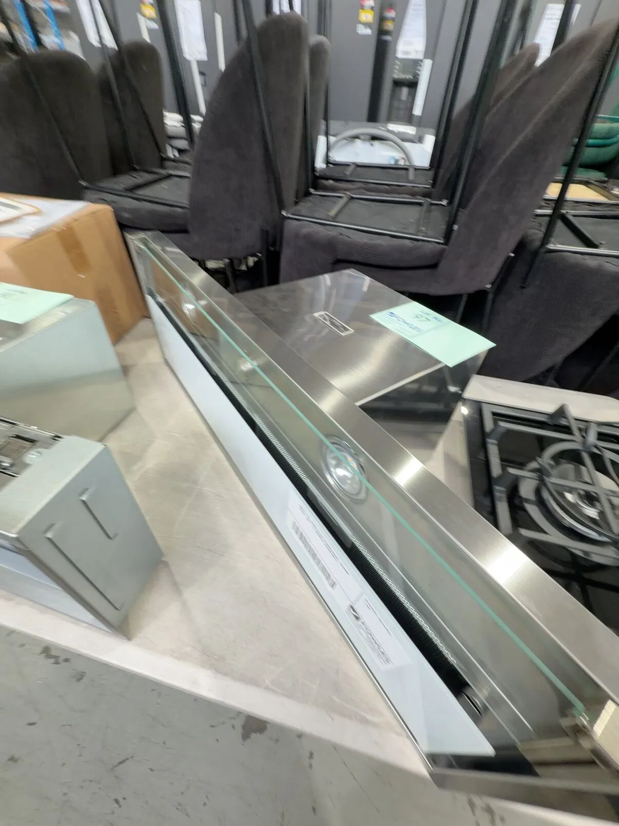 NEW ILVE CONCEALED RANGEHOOD, 900MM CU89-90/1, 12 MONTH WARRANTY NEW ILVE CONCEALED RANGEHOOD, 900MM CU89-90/1, 12 MONTH WARRANTY