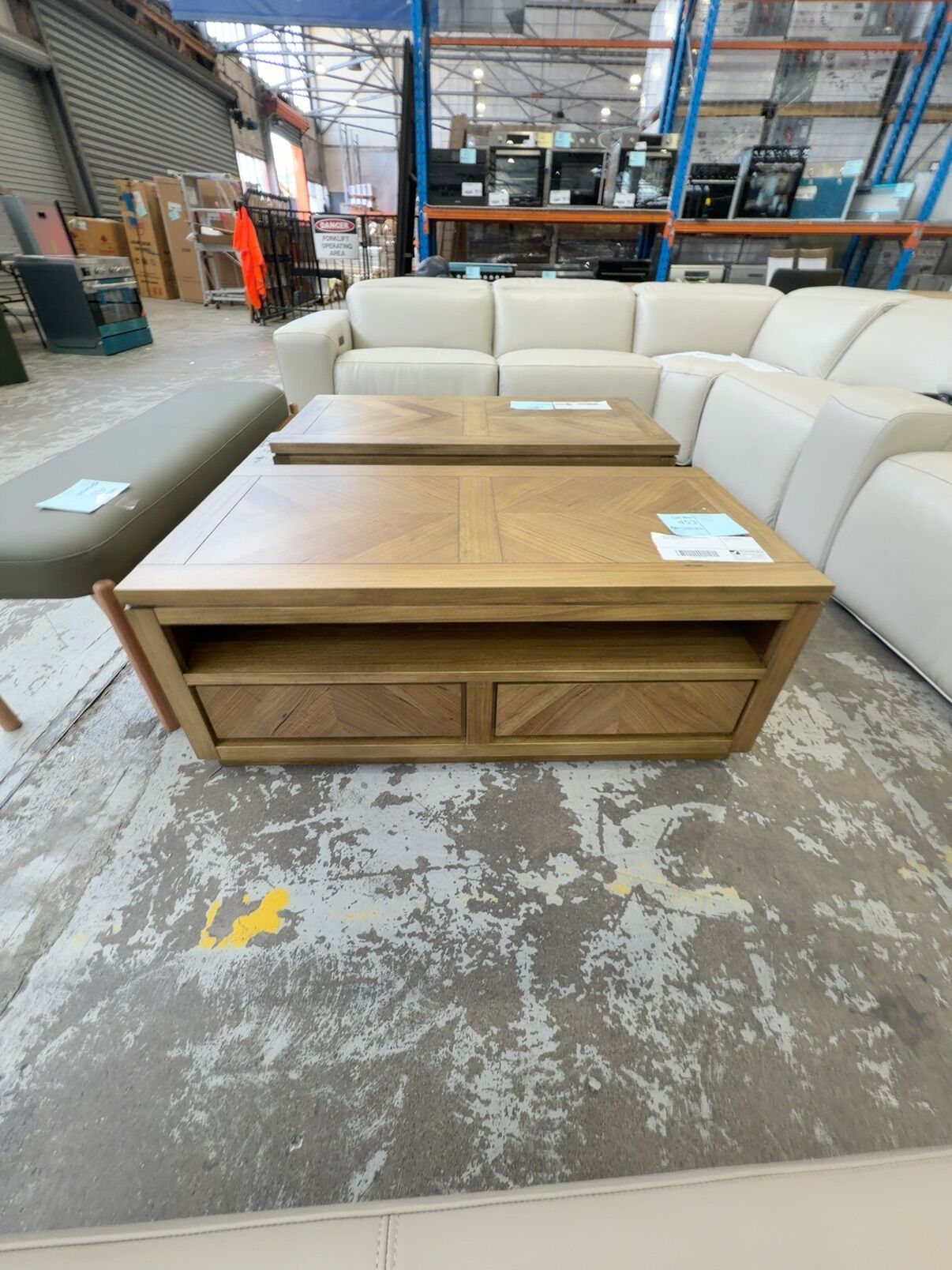 NEW FLINDERS MESSMATE TIMBER COFFEE TABLE, SMOKE STAIN NEW FLINDERS MESSMATE TIMBER COFFEE TABLE, SMOKE STAIN