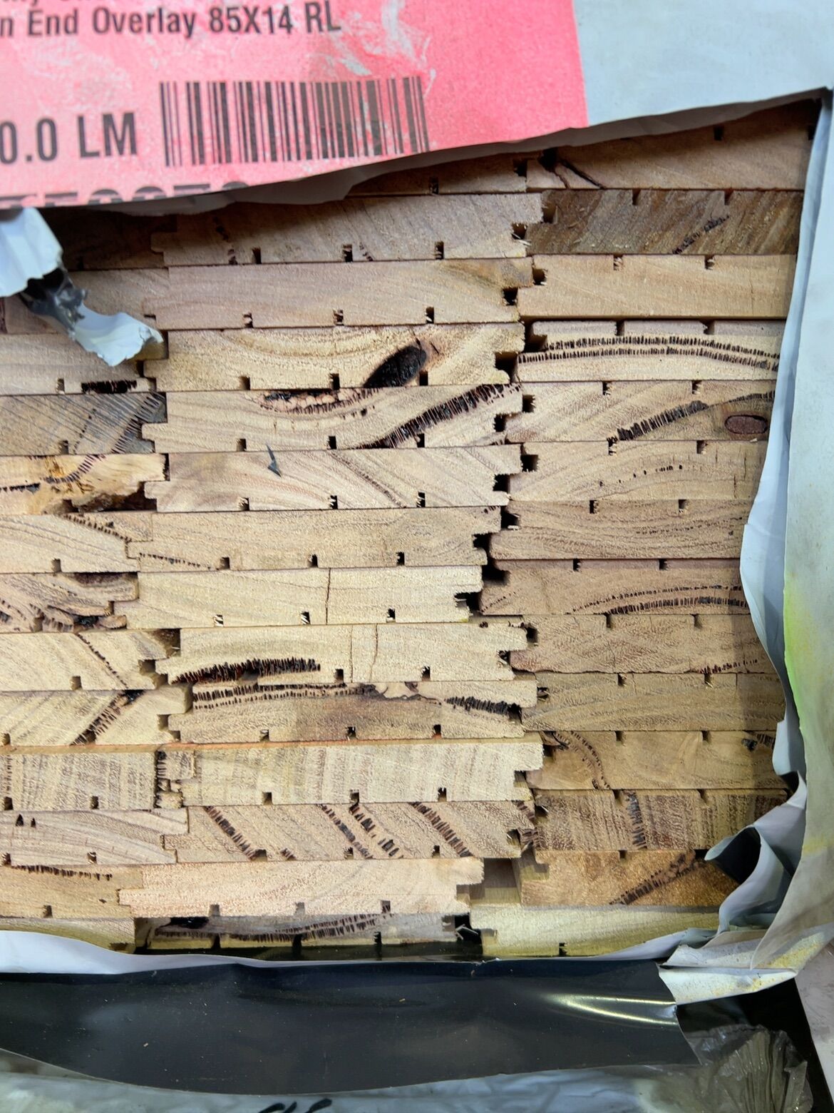 85X14 WORMY CHESTNUT GUM VEIN GRADE OVERLAY FLOORING 85X14 WORMY CHESTNUT GUM VEIN GRADE OVERLAY FLOORING