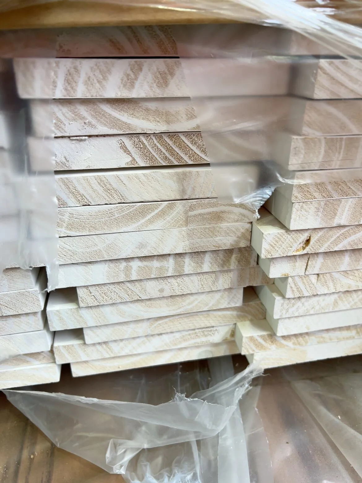 140X19 PRIMED PINE WINDOW REVEALS-75/5.4 140X19 PRIMED PINE WINDOW REVEALS-75/5.4