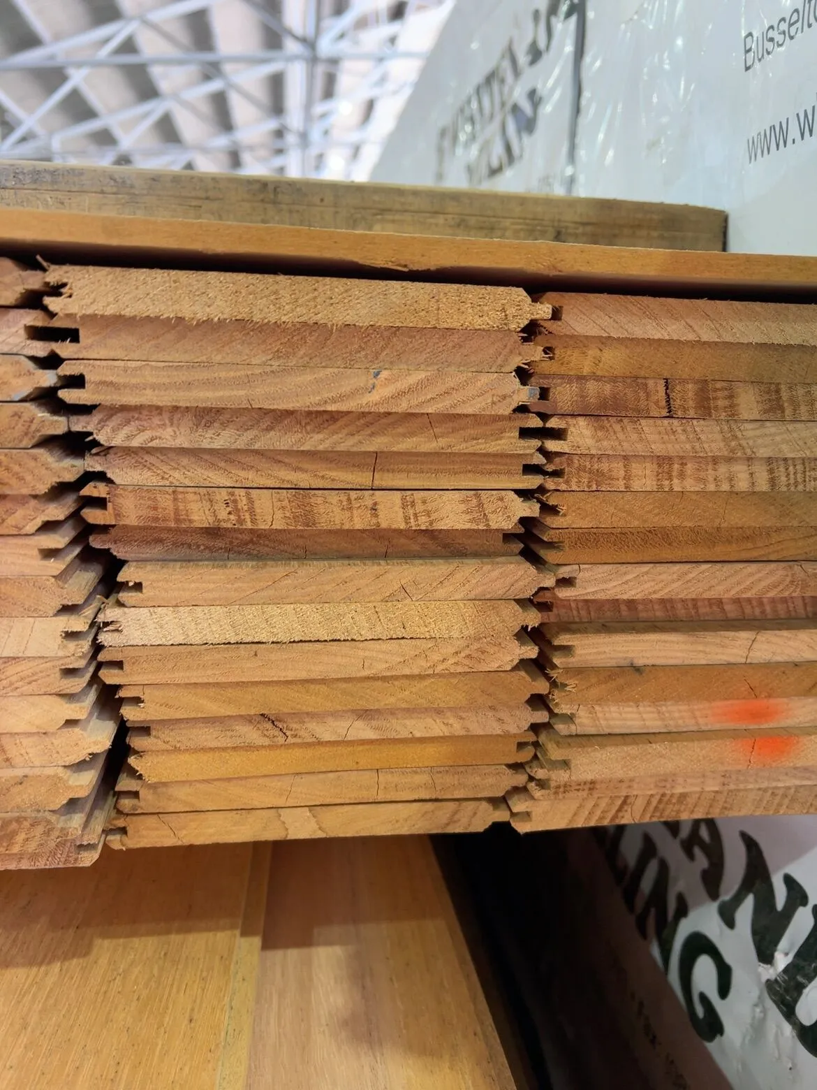 133X12 TAS OAK LINING BOARDS 133X12 TAS OAK LINING BOARDS