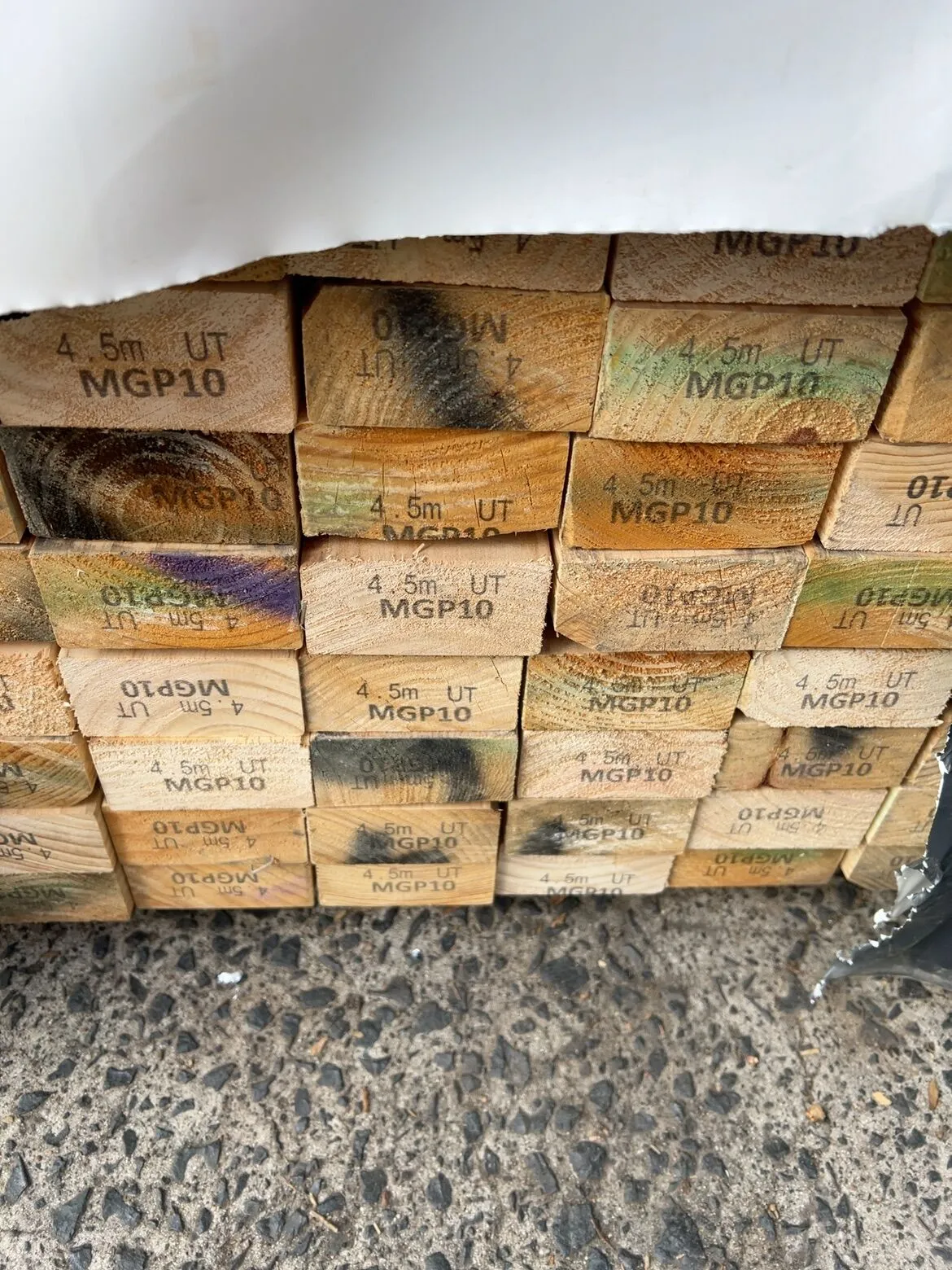 90X45 MGP10 PINE-112/4.5 (THIS PACK IS AGED STOCK AND SOLD AS IS) 90X45 MGP10 PINE-112/4.5 (THIS PACK IS AGED STOCK AND SOLD AS IS)