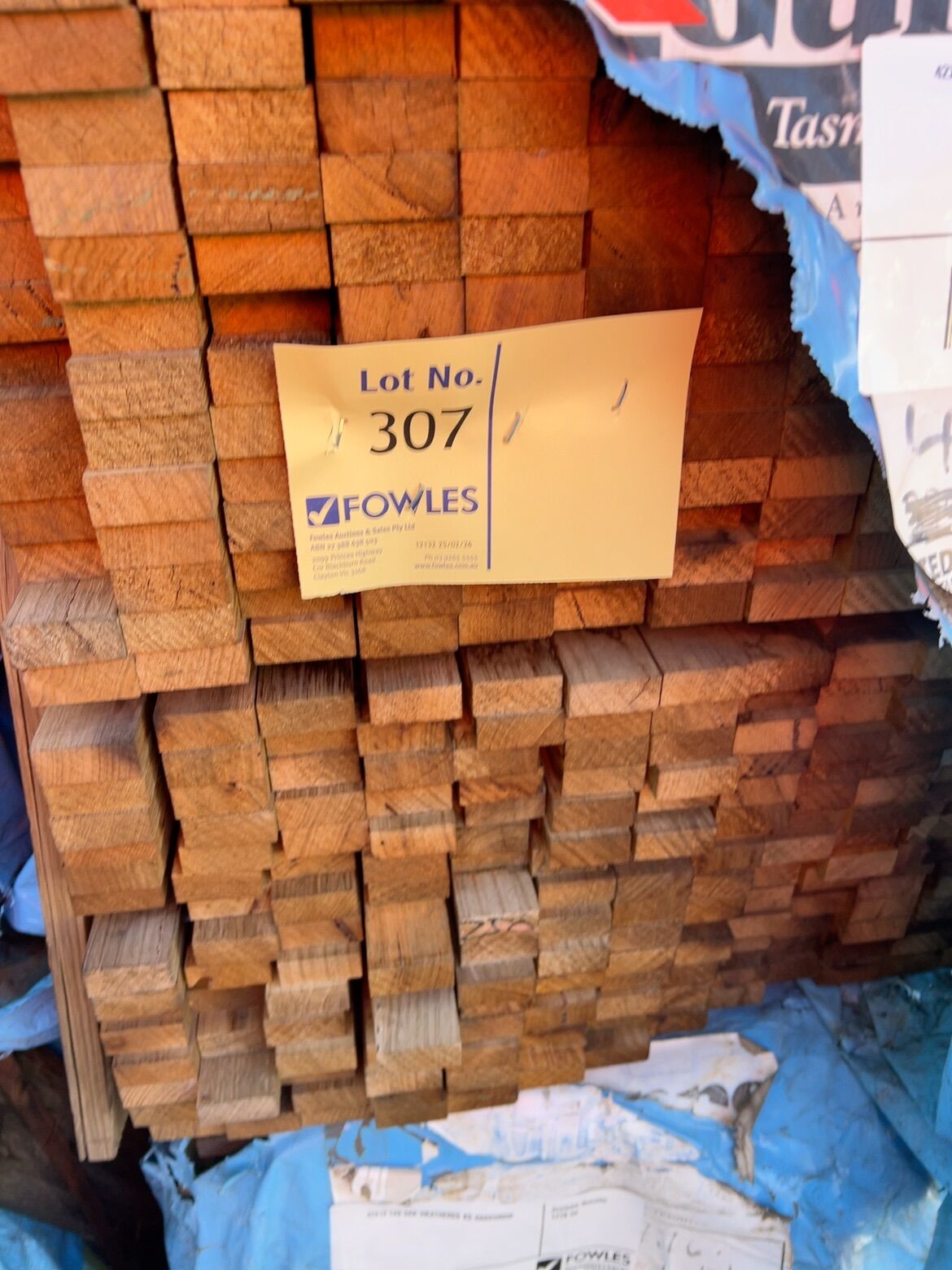 42X19 TAS OAK WEATHERED KD HARDWOOD 42X19 TAS OAK WEATHERED KD HARDWOOD