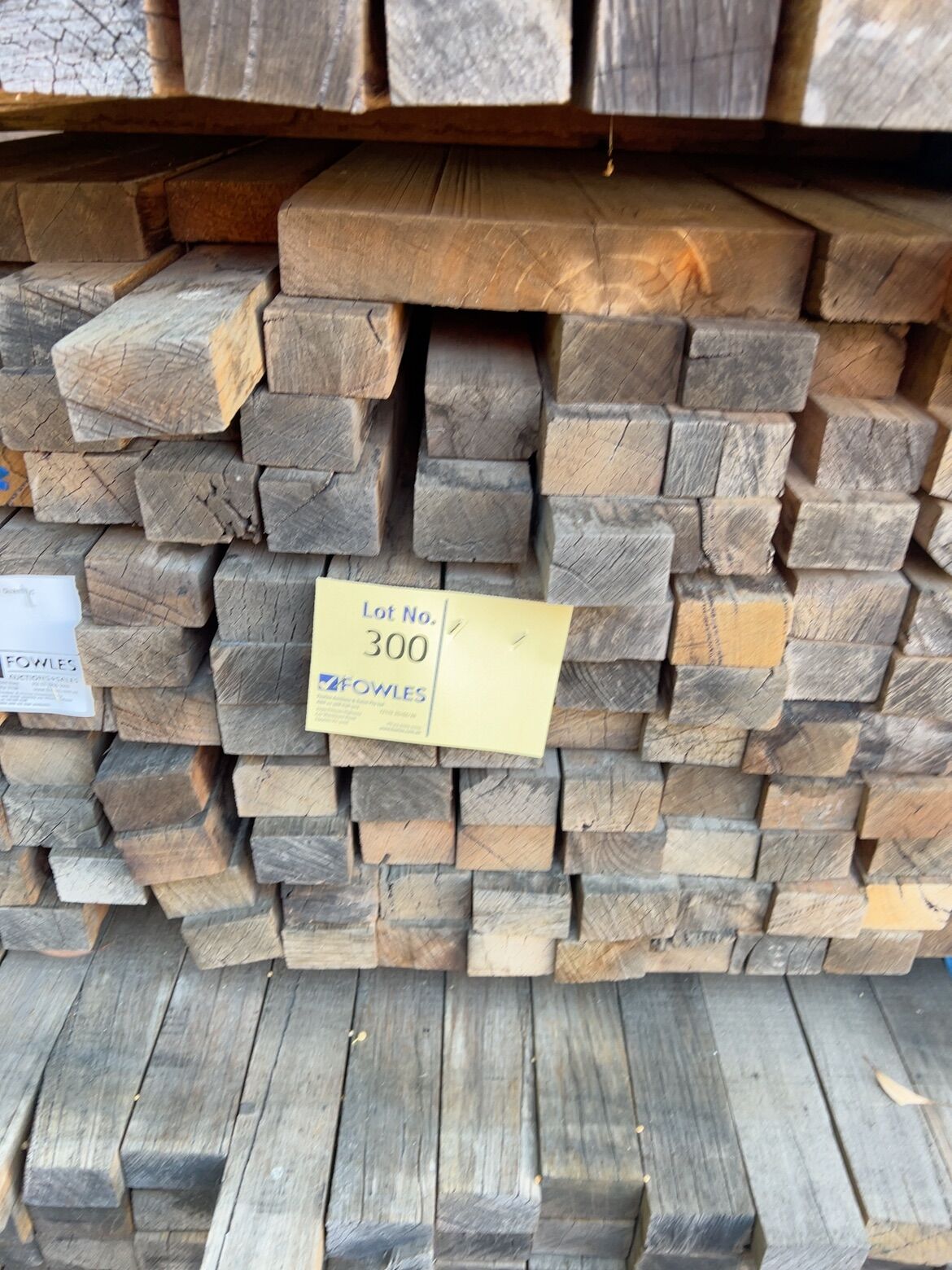 70X45 WEATHERED KD HARDWOOD 70X45 WEATHERED KD HARDWOOD