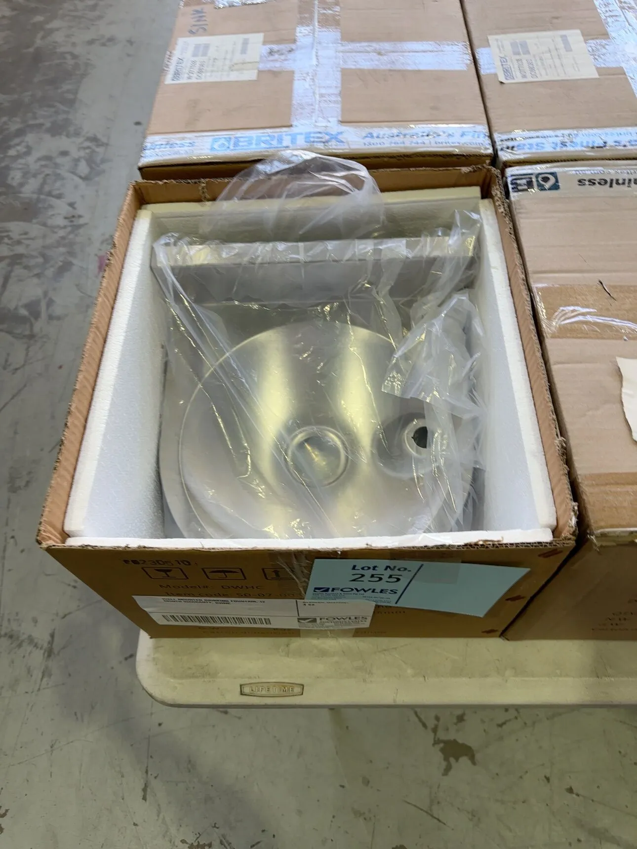 WALL MOUNTED DRINKING FOUNTAIN, 12 MONTH WARRANTY, DWHC WALL MOUNTED DRINKING FOUNTAIN, 12 MONTH WARRANTY, DWHC