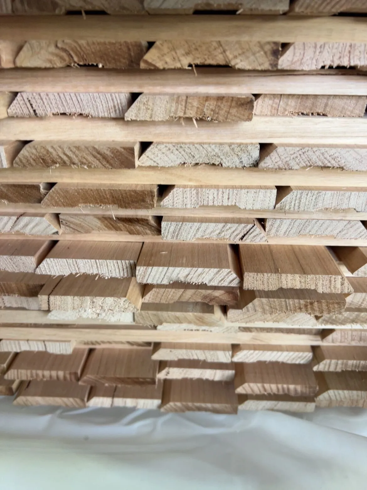 65X12 TAS OAK SINGLE BEVEL ARCHITRAVES SHORTS 65X12 TAS OAK SINGLE BEVEL ARCHITRAVES SHORTS