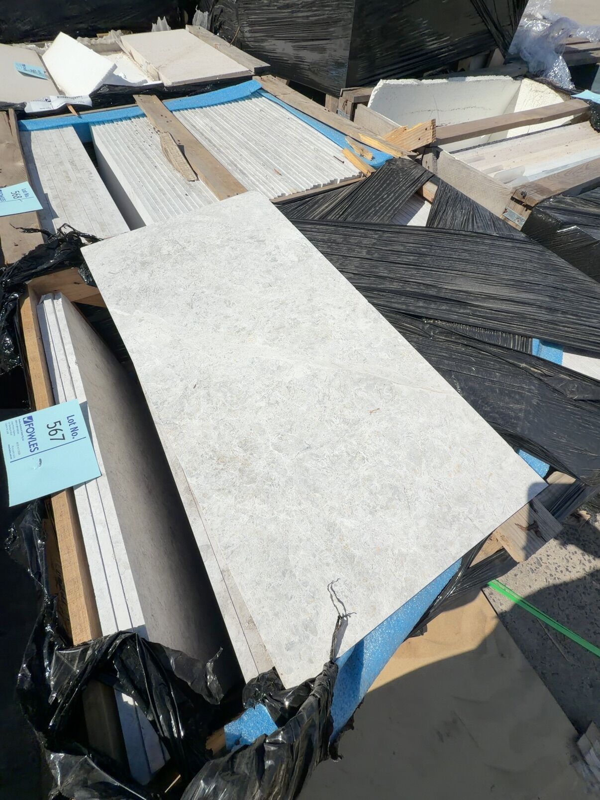 PALLET OF TUNDRA LIMESTONE PREMIUM HONED PAVER 812MM X 406MM X 15MM, APPROX 60PCS #14 PALLET OF TUNDRA LIMESTONE PREMIUM HONED PAVER 812MM X 406MM X 15MM, APPROX 60PCS #14