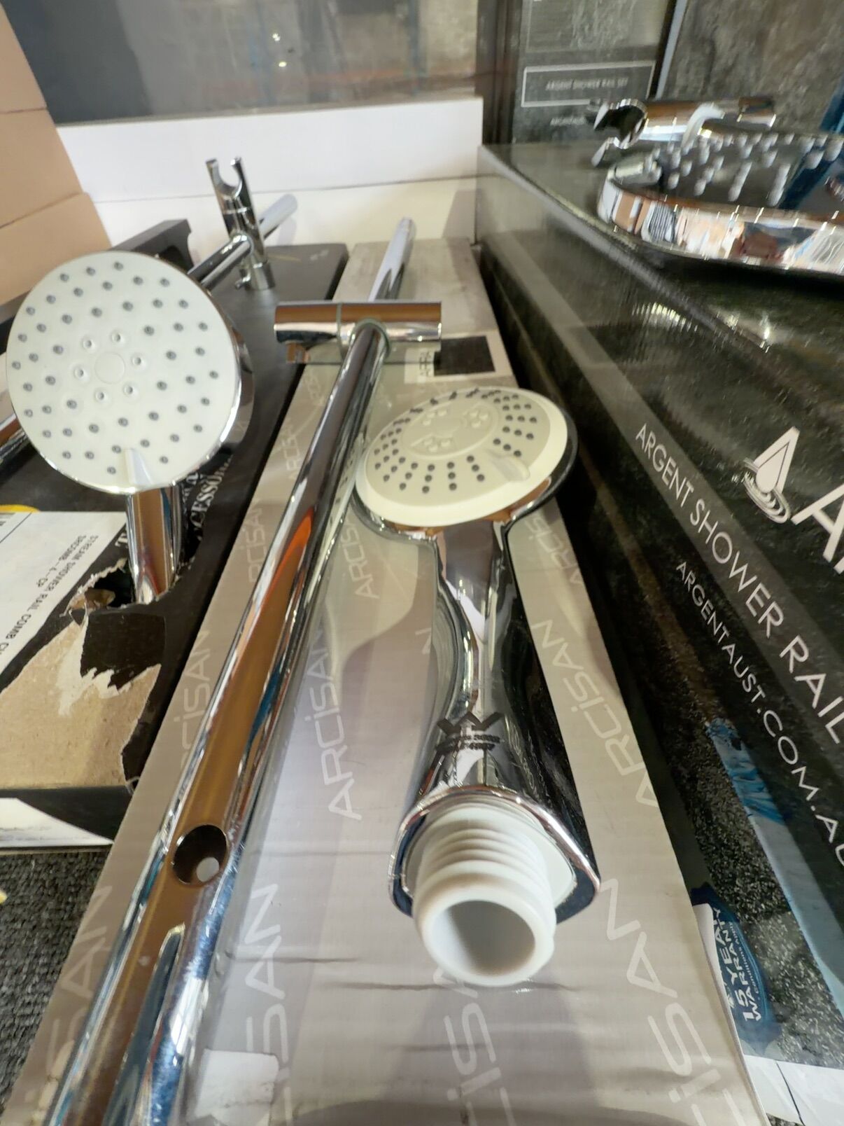 ARCISAN AXUS MULTI FUNCTION SHOWER RAIL, CHROME, AX02240, 12 MONTH WARRANTY ARCISAN AXUS MULTI FUNCTION SHOWER RAIL, CHROME, AX02240, 12 MONTH WARRANTY