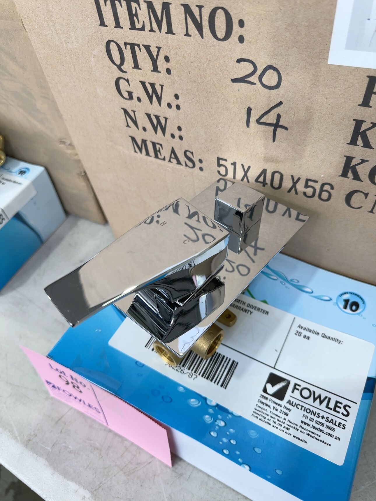 NEW HINO SHOWER MIXER WITH DIVERTER BTH3206, WITH 3 MONTH WARRANTY NEW HINO SHOWER MIXER WITH DIVERTER BTH3206, WITH 3 MONTH WARRANTY