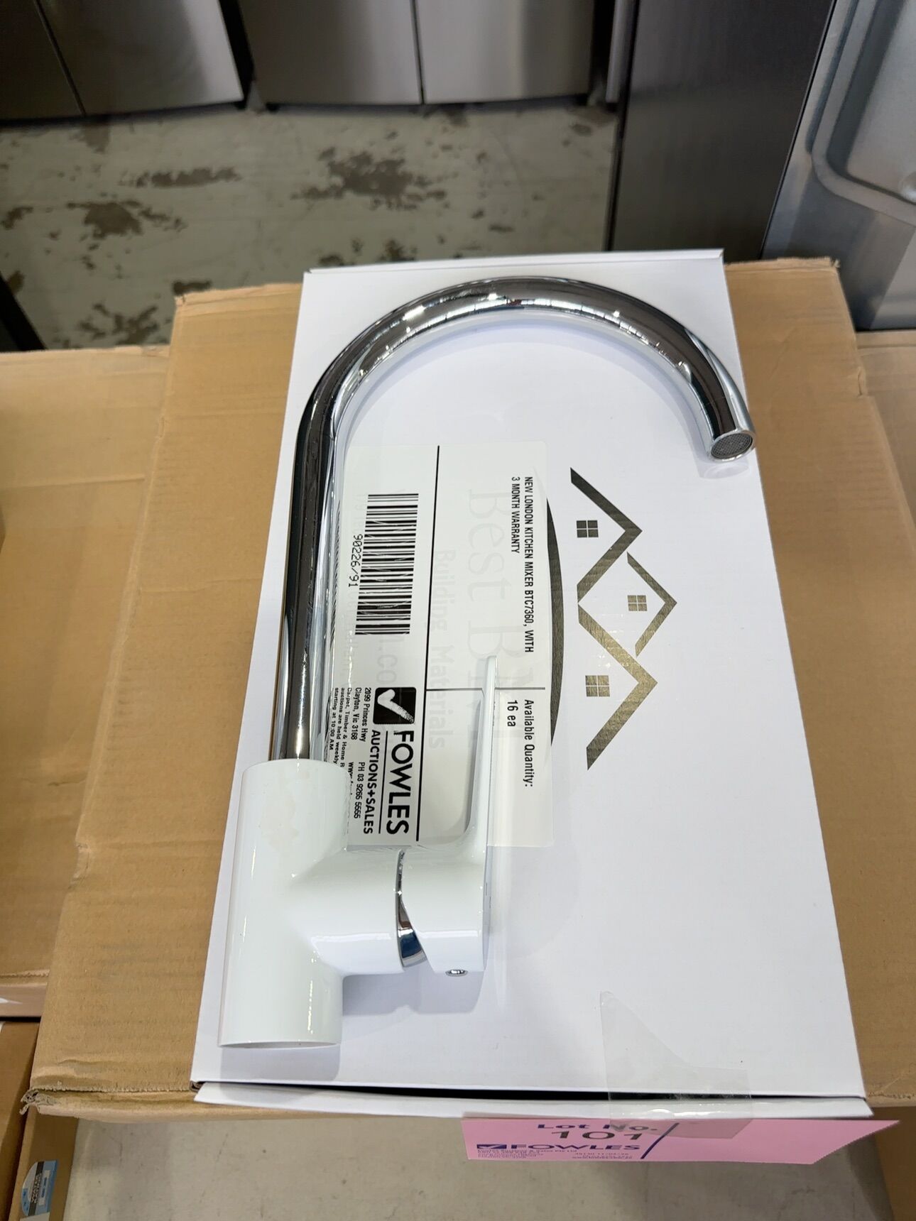 NEW LONDON WHITE & CHROME KITCHEN MIXER BTC7360, WITH 3 MONTH WARRANTY NEW LONDON WHITE & CHROME KITCHEN MIXER BTC7360, WITH 3 MONTH WARRANTY