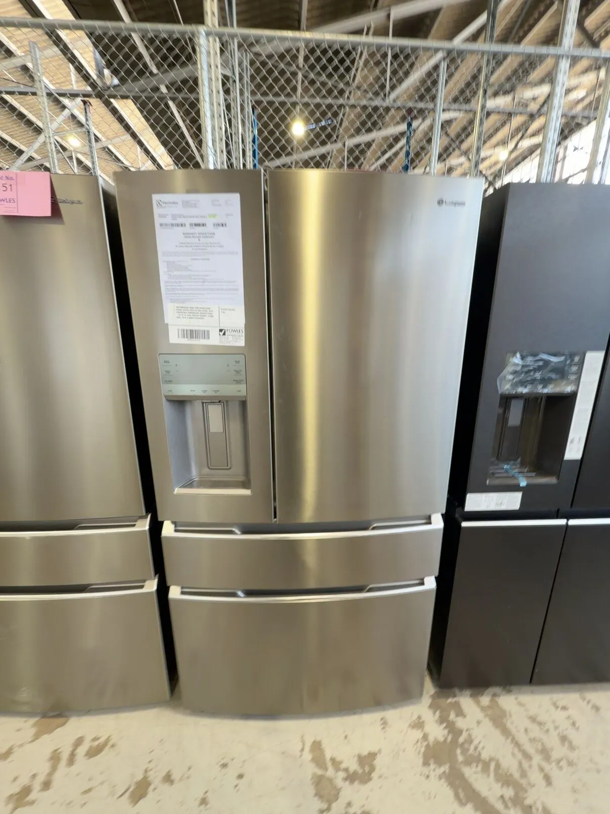 WESTINGHOUSE WHE6170SB FRENCH DOOR FRIDGE, S/STEEL WITH ICE AND WATER, WITH CONVERTIBLE TEMPERATURE DRAWER FROM -23C TO 7C, DUAL FREEZER DRAWER, 913MM WIDE, WITH 12 MONTH WARRANTY WESTINGHOUSE WHE6170SB FRENCH DOOR FRIDGE, S/STEEL WITH ICE AND WATER, WITH CONVERTIBLE TEMPERATURE DRAWER FROM -23C TO 7C, DUAL FREEZER DRAWER, 913MM WIDE, WITH 12 MONTH WARRANTY