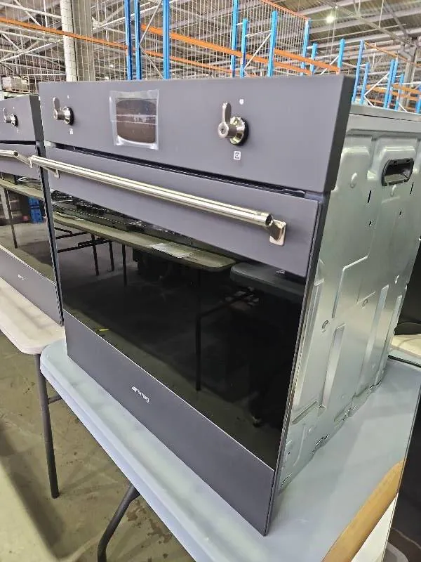 NEW SMEG MATTE BLACK 600MM PYROLYTIC ELECTRIC OVEN, CLASSIC SFPA6301TVN, 14 FUNCTIONS INCLUDING SPECIAL PIZZA SETTING, RRP$1699 NEW, SOLD AS IS NO WARRANTY NEW SMEG MATTE BLACK 600MM PYROLYTIC ELECTRIC OVEN, CLASSIC SFPA6301TVN, 14 FUNCTIONS INCLUDING SPECIAL PIZZA SETTING, RRP$1699 NEW, SOLD AS IS NO WARRANTY