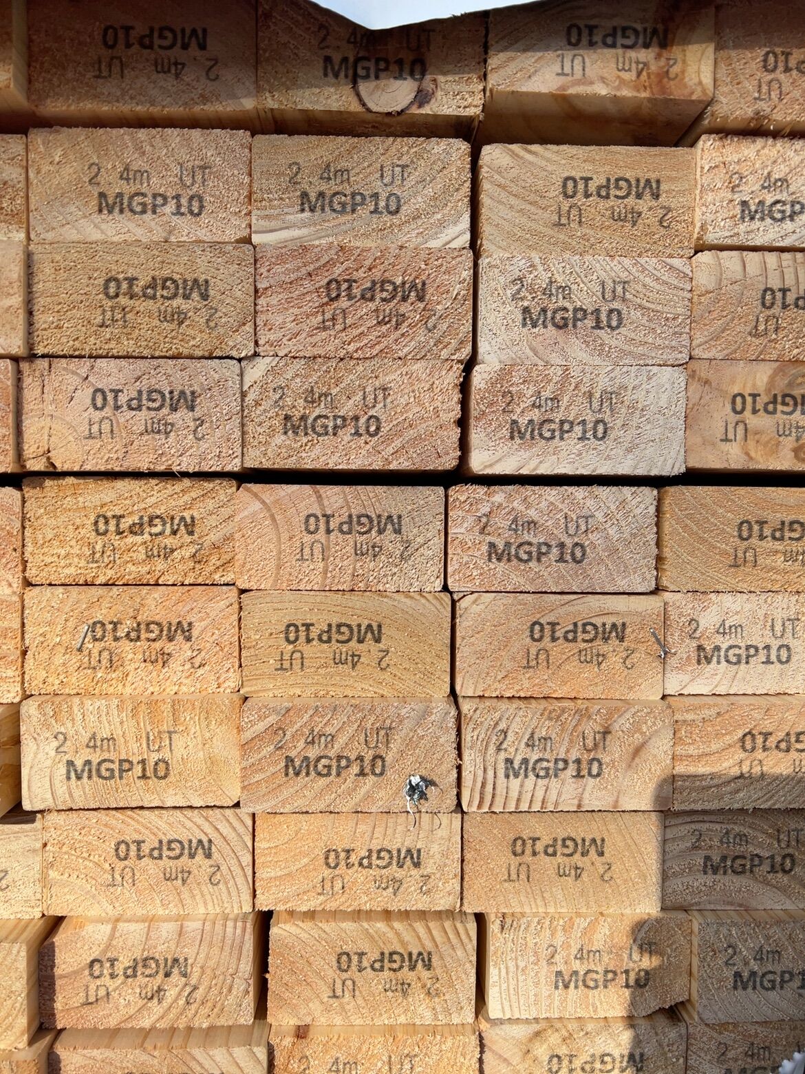 90X45 MGP10 PINE-112/2.4 (THIS PACK IS AGED STOCK AND SOLD AS IS) 90X45 MGP10 PINE-112/2.4 (THIS PACK IS AGED STOCK AND SOLD AS IS)
