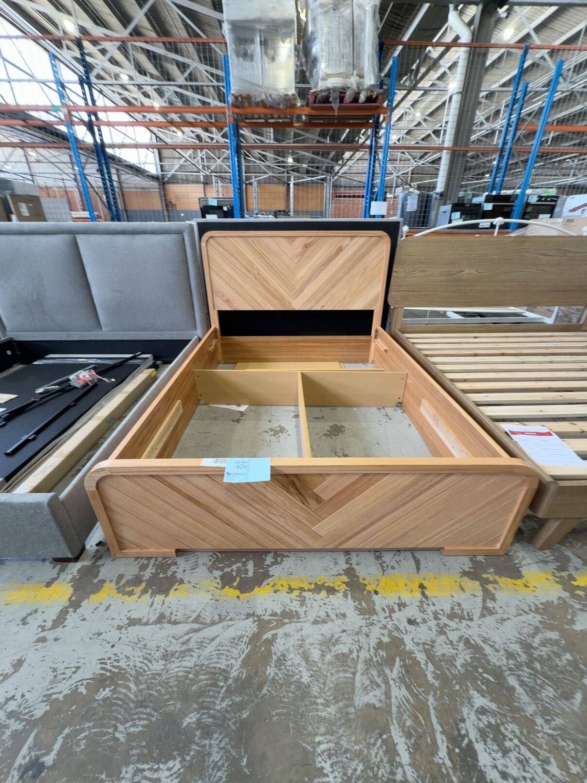 EX DISPLAY EVA GASLIFT QUEEN BEDFRAME, MESSMATE HERRINGBONE TIMBER, **HAS BEDBASE AND CENTRE RAILS BUT MISSING GASLIFT ARMS, USE AS STANDARD BEDBASE ONLY** SOLD AS IS EX DISPLAY EVA GASLIFT QUEEN BEDFRAME, MESSMATE HERRINGBONE TIMBER, **HAS BEDBASE AND CENTRE RAILS BUT MISSING GASLIFT ARMS, USE AS STANDARD BEDBASE ONLY** SOLD AS IS