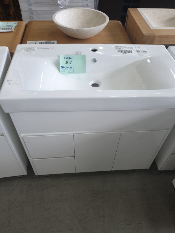 900MM GLOSS WHITE VANITY WITH FINGER PULL DOORS AND DRAWERS, LEFT HAND DRAWERS, WITH WHITE CERAMIC VANITY TOP VPB900KL-S439
