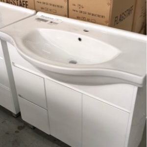 900MM WHITE GLOSS VANITY WITH FINGER PULL DOORS DRAWERS LEFT WITH WHITE CERAMIC VANITY TOP 900-S102
