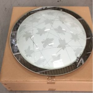 LARGE DECORATIVE OYSTER LIGHT WITH MIRRORED EDGE - 3LT 3 GLOBES REQUIRED