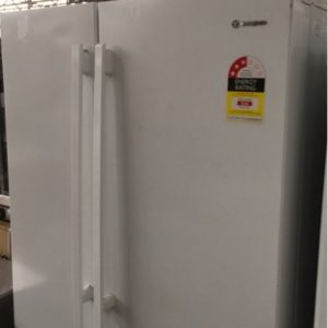WESTINGHOUSE WSE6200WA SIDE BY SIDE WHITE FRIDGE FREEZER 620 LITRE WITH FLEXIBLE ADJUSTABLE STORAGE GLASS SPILLSAFE SHELVES HOLIDAY ENERGY MODE DRINKS CHILL TIMER ALARM S/N B70101235 WITH 12 MONTH WARRANTY