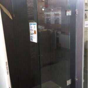 FSS840 FRAMELESS SHOWER SCREEN 840MM X 840MM SQUARE TO SUIT 900MM X 900MM SHOWER BASE OR CAN BE INSTALLED DIRECTLY ONTO TILES 10MM AUSTRALIAN STANDARD SAFETY GLASSQUALITY BRASS FITTINGS **3 BOXES ON PICK UP**
