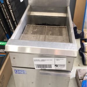 SECONDHAND - COMMERCIAL DEEP FRYER SOLD AS IS NO WARRANTY