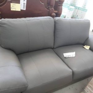 EX DISPLAY GREY LEATHER 2.5 SEATER COUCH RRP$1299 SOLD AS IS