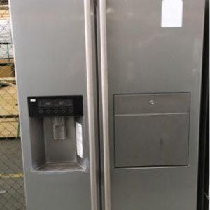LG 567L SIDE BY SIDE FRIDGE FREEZER MODEL GCP197DPSL WITH ONE TOUCH SIDE BAR & ICE & WATER DISPENSER WITH HUMIDTY CONTROL & INVERTER LINEAR COMPRESSOR 12 MONTH LIMITED WARRANTY - WITHIN 40KLM OF MELB CBD SKU 470010050