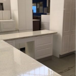 NEW L SHAPE KITCHEN IN HIGH GLOSS WHITE WITH SQUARE ROUTED PROFILE DOORS WITH DIAMOND WHITE RECONSTITUTED STONE TOPS AL-K10A/DW