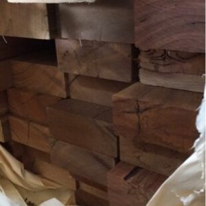 90X35 F27 SPOTTED GUM