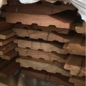 122X19 SPOTTED GUM FEATURE GRADE CHAMFERS CLADDING (PACK CONSISTS OF RANDOM SHORT LENGTHS)