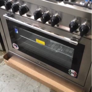 TECHNIKA TGG96U 900MM S/STEEL FREESTANDING OVEN ALL GAS OVEN WITH 6 BURNER GAS COOKTOP GAS OVEN WITH 5 COOKING FUNCTIONS MADE IN ITALY WITH TRIPLE GLAZED COOL TOUCH DOOR WITH 3 MONTH WARRANTY