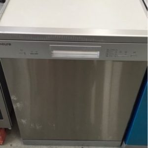 EX DISPLAY EURO EDV604SS 600MM S/STEEL DISHWASHER WITH 12 PLACE SETTINGS & 4 WASH PROGRAMS WITH 3 MONTH WARRANTY DEO7182