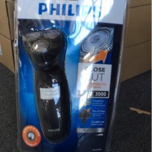 NEW PHILIPS CLOSE CUT DRY ELECTRIC SHAVER SERIES 3000 CORDLESS GROOMING HQ6906