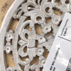 SMALL WHITE MDF WALL DECORATION ASSORTED DESIGN
