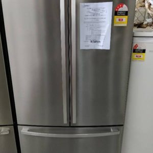 WESTINGHOUSE WHE6000SA FRENCH DOOR S/STEEL FRIDGE 605 LITRE WITH FLEXIBLE ADJUSTABLE INTERIOR MULTI FLOW AIR TECHNOLOGY SPILLSAFE GLASS SHELVES RRP$1794 S/N B84071608 12 MONTH WARRANTY