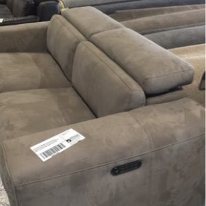 EX DISPLAY BROWN UPHOLSTERED 2.5 SEATER COUCH WITH ELECTRIC HEADRESTS AND 2 ELECTRIC RECLINERS WITH USB