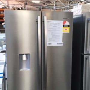 WESTINGHOUSE WHE5260SA FRENCH DOOR S/STEEL FRIDGE WITH ICE DISPENSER 524 LITRE FLEX SPACE INTERIOR 796WIDE LED LIGHTING RRP$2166 B850776027 WITH 12 MONTH WARRANTY